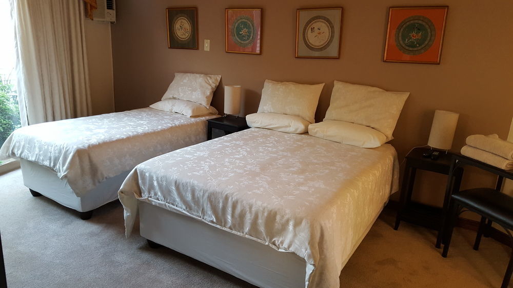 Rest-A-While Guest House - Pretoria-Noord Exteriör bild