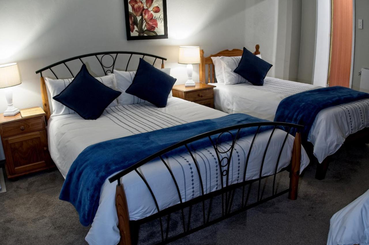 Rest-A-While Guest House - Pretoria-Noord Exteriör bild