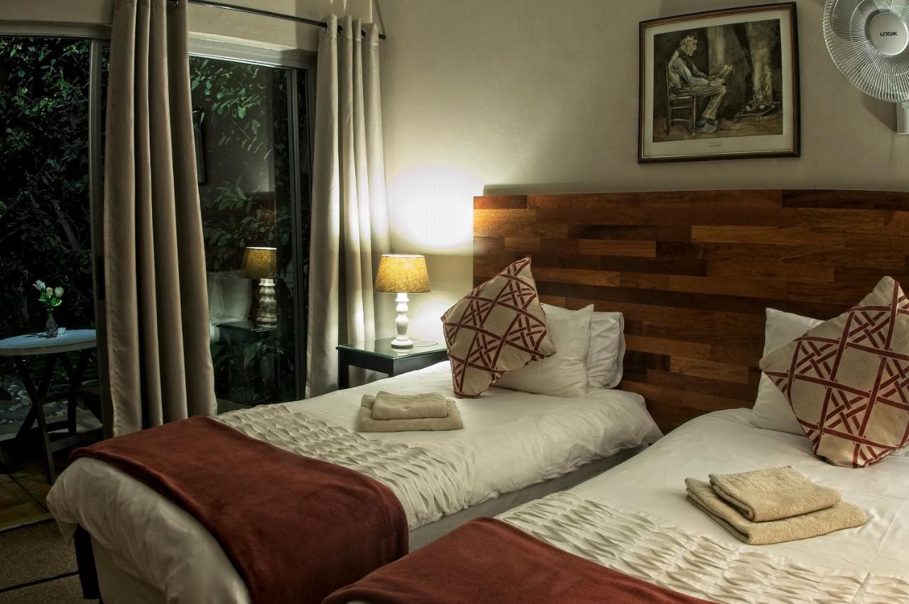 Rest-A-While Guest House - Pretoria-Noord Exteriör bild