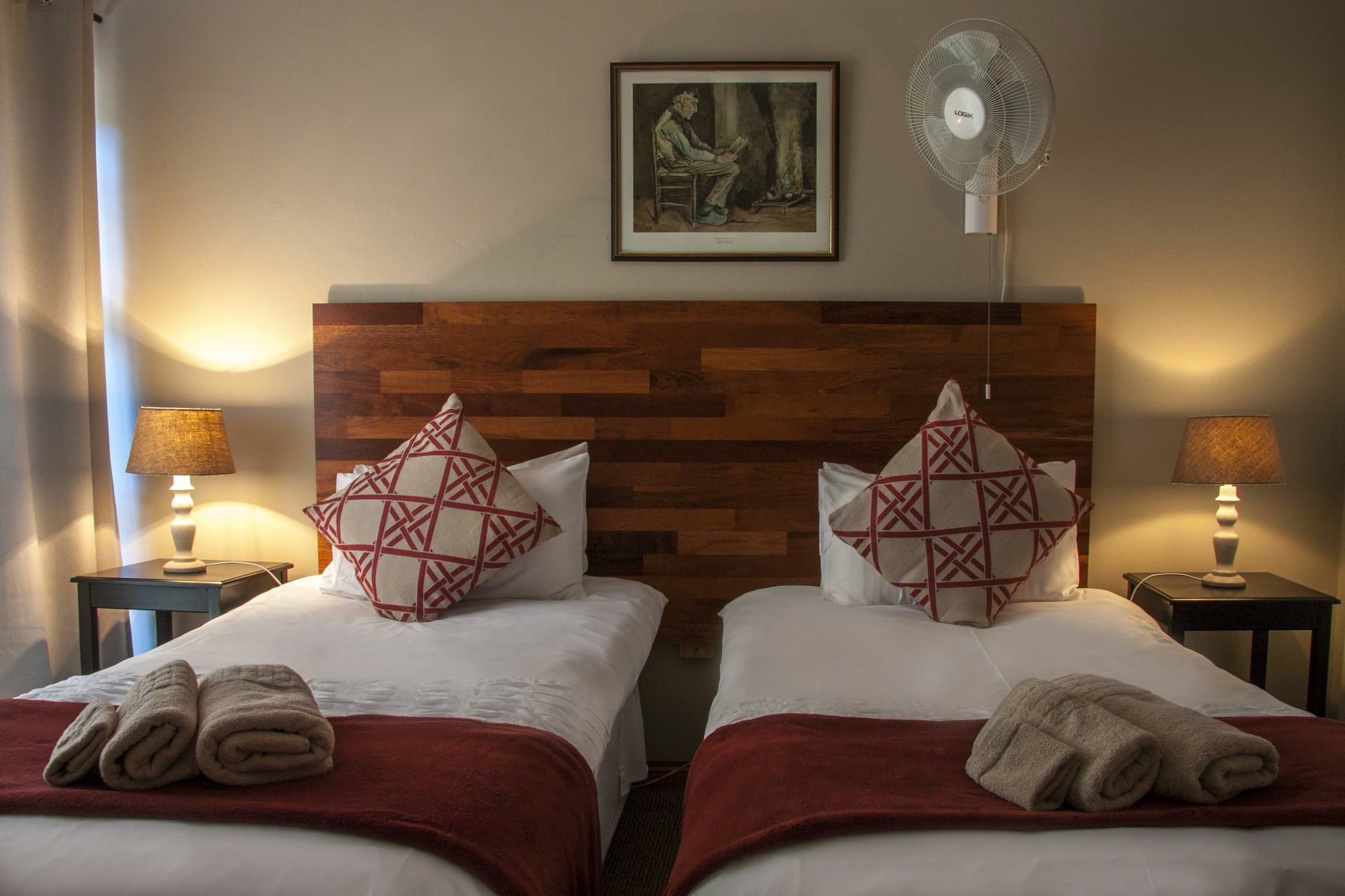 Rest-A-While Guest House - Pretoria-Noord Exteriör bild